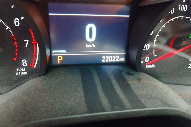 Used Chevrolet Monza 2020 320 Automatic Enjoyment Edition Odometer Close Up