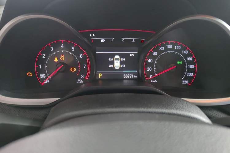 Used Chevrolet Monza 2020 Light Hybrid RS 330T Automatic Comfort Edition Odometer Close Up