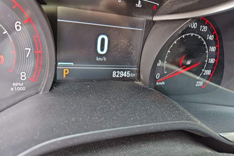 Used Chevrolet Monza 2020 Light Hybrid RS 330T Automatic Thrill Edition Odometer Close Up