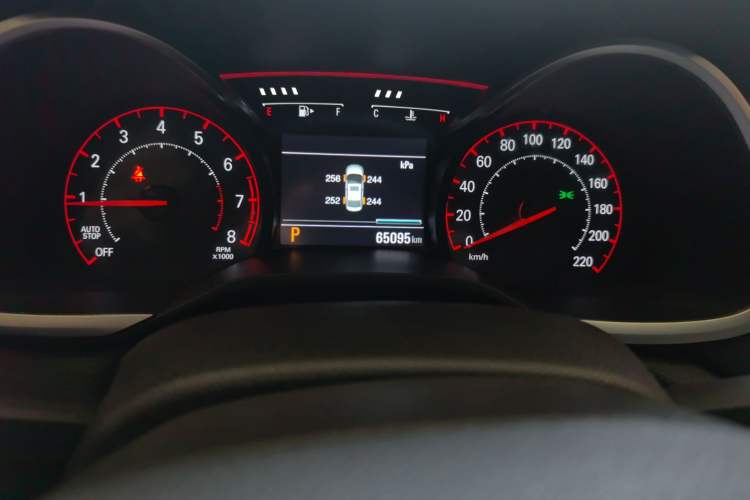 Used Chevrolet Monza 2020 Light Hybrid RS 330T Automatic Comfort Edition Odometer Close Up