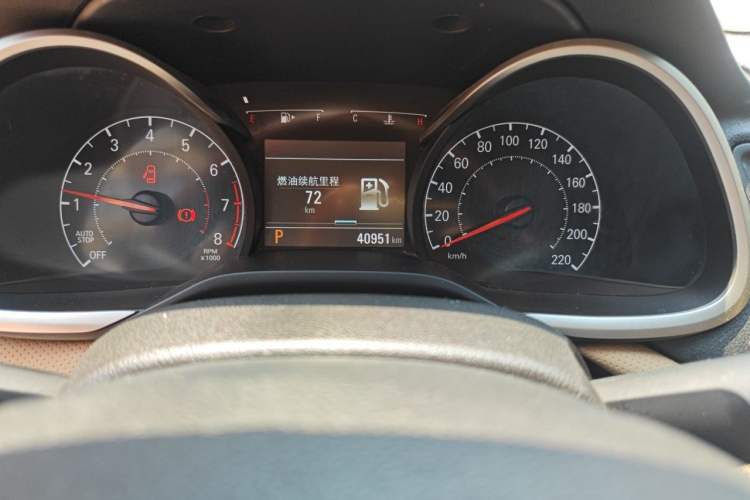 Used Chevrolet Monza 2020 320 Automatic Enjoyment Edition Odometer Close Up