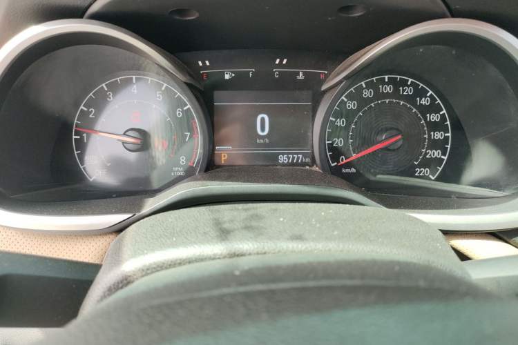 Used Chevrolet Monza 2020 320 Automatic Enjoyment Edition Odometer Close Up