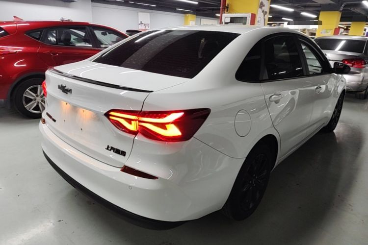 Used Chevrolet Monza 2020 Light Hybrid Redline 320T Dual-Clutch Thrilling Edition Rear Right 45 Deg