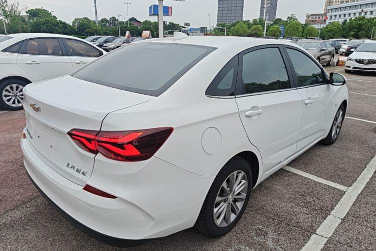 Used Chevrolet Monza 2020 320 Automatic Enjoyment Edition Rear Right 45 Deg