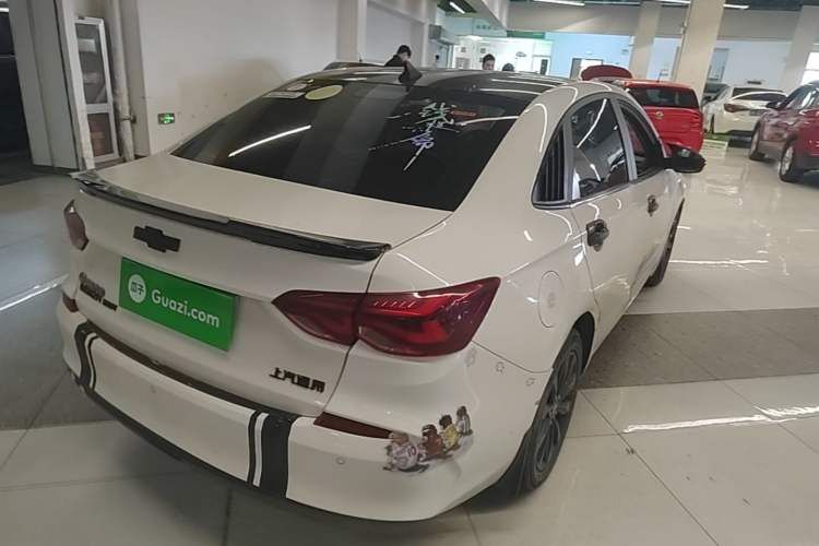Used Chevrolet Monza 2020 Light Hybrid Redline 320T Dual-Clutch Thrilling Edition Rear Right 45 Deg