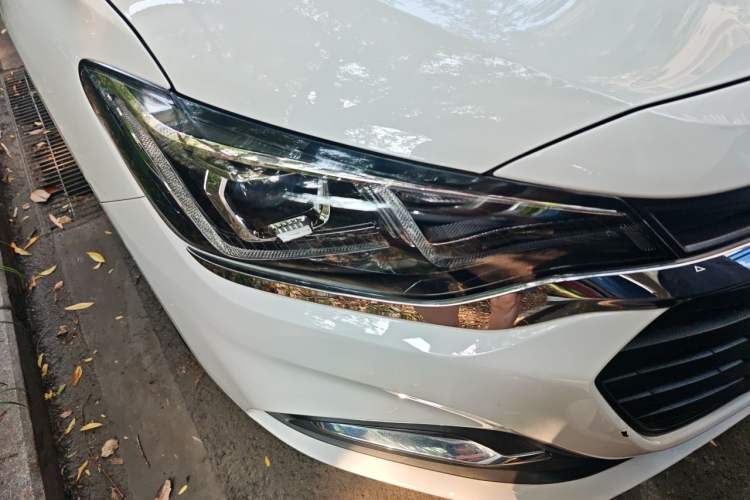 Used Chevrolet Monza 2020 320 Automatic Enjoyment Edition Right Front Headlight