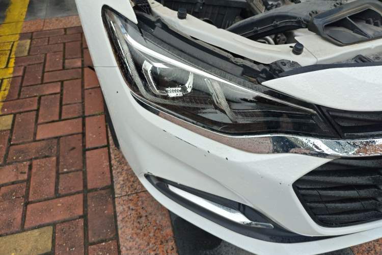 Used Chevrolet Monza 2020 320 Automatic Enjoyment Edition Right Front Headlight
