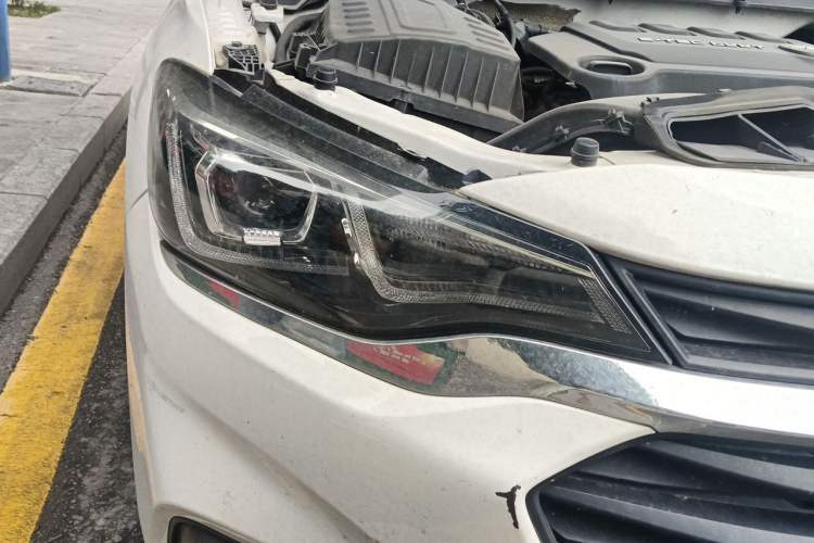 Used Chevrolet Monza 2020 320 Automatic Enjoyment Edition Right Front Headlight