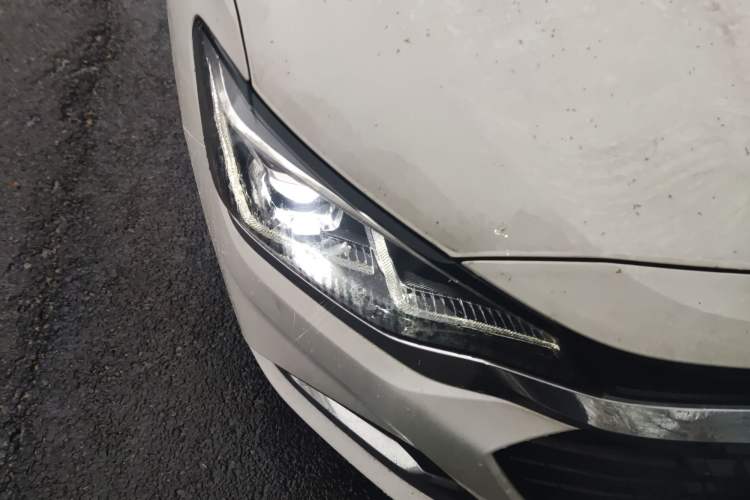 Used Chevrolet Monza 2020 320 Automatic Enjoyment Edition Right Front Headlight