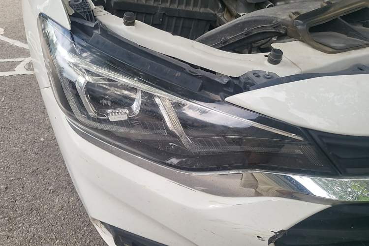 Used Chevrolet Monza 2020 320 Automatic Enjoyment Edition Right Front Headlight