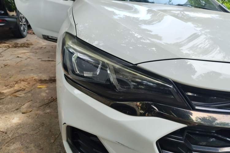 Used Chevrolet Monza 2020 Light Hybrid RS 330T Automatic Thrill Edition Right Front Headlight