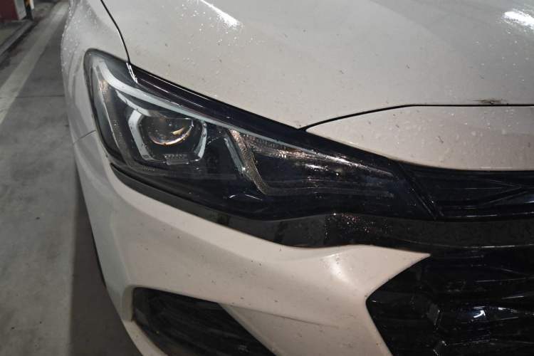Used Chevrolet Monza 2020 Light Hybrid RS 330T Automatic Comfort Edition Right Front Headlight
