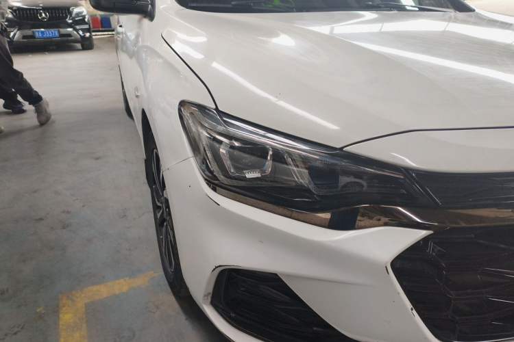 Used Chevrolet Monza 2020 Light Hybrid RS 330T Automatic Comfort Edition Right Front Headlight