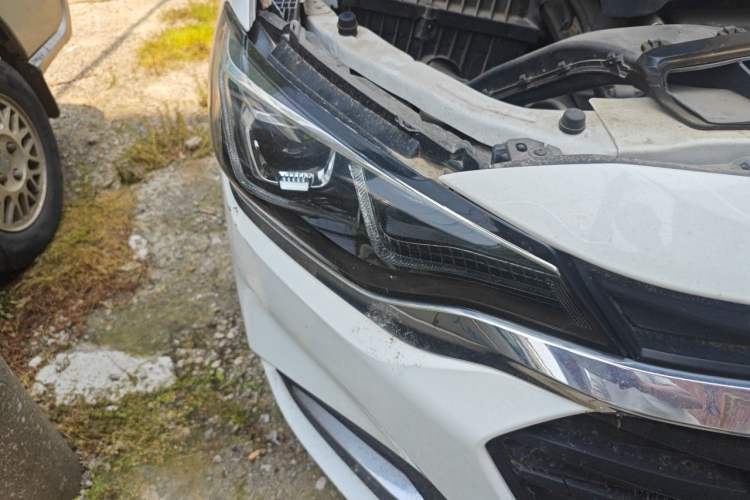Used Chevrolet Monza 2020 320 Automatic Enjoyment Edition Right Front Headlight