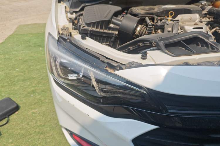 Used Chevrolet Monza 2020 Light Hybrid Redline 320T Dual-Clutch Joyful Edition Right Front Headlight