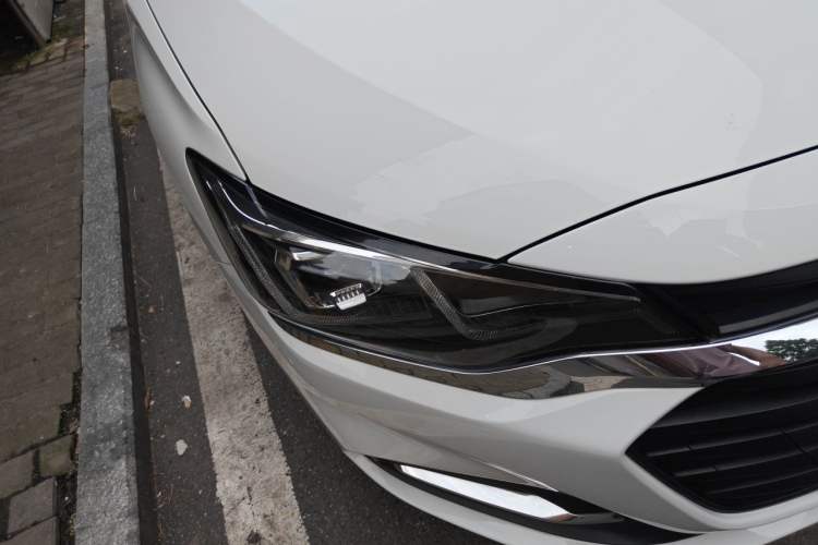 Used Chevrolet Monza 2020 320 Automatic Enjoyment Edition Right Front Headlight