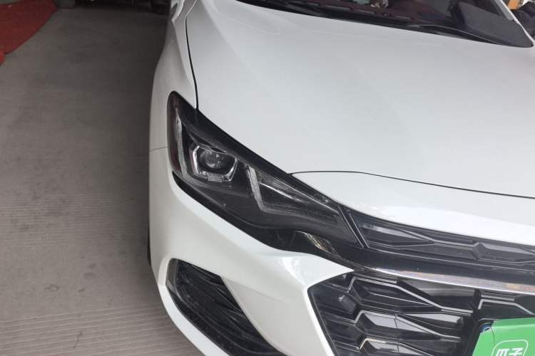 Used Chevrolet Monza 2020 Light Hybrid RS 330T Automatic Comfort Edition Right Front Headlight