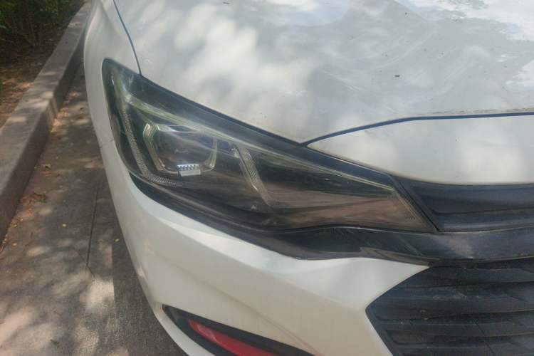Used Chevrolet Monza 2020 Light Hybrid Redline 320T Dual-Clutch Thrilling Edition Right Front Headlight