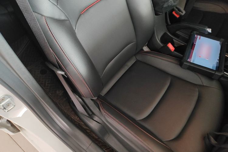 Used Chevrolet Monza 2020 Light Hybrid RS 330T Automatic Comfort Edition Right Front Seat