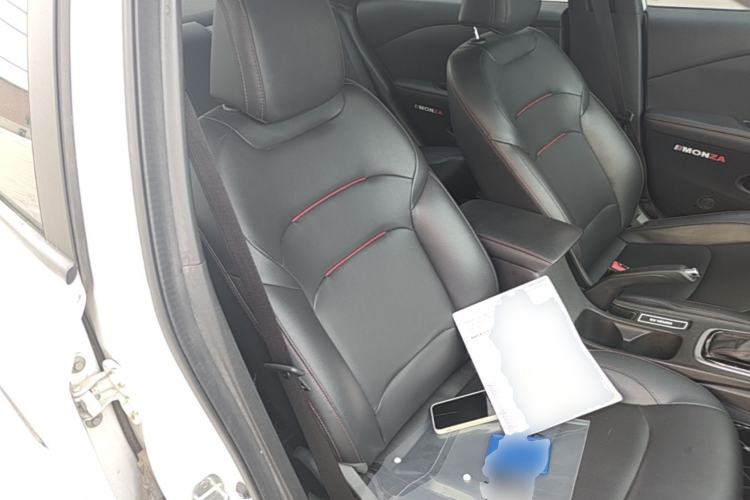 Used Chevrolet Monza 2020 Light Hybrid RS 330T Automatic Comfort Edition Right Front Seat