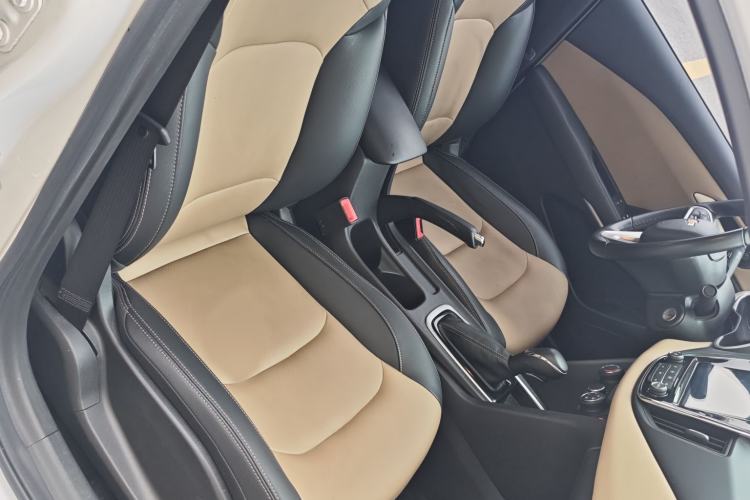 Used Chevrolet Monza 2020 320 Automatic Enjoyment Edition Right Front Seat