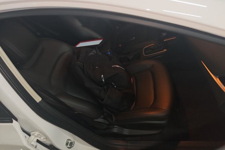 Used Chevrolet Monza 2020 Light Hybrid Redline 320T Dual-Clutch Joyful Edition Right Front Seat