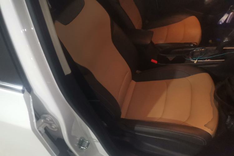 Used Chevrolet Monza 2020 320 Automatic Enjoyment Edition Right Front Seat