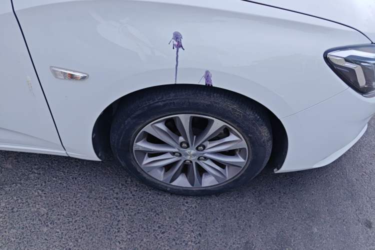 Used Chevrolet Monza 2020 320 Automatic Enjoyment Edition Right Front Wheel Hub