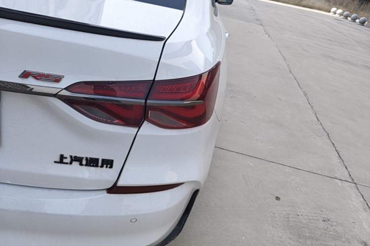 Used Chevrolet Monza 2020 Light Hybrid RS 330T Automatic Comfort Edition Right Rear Taillight