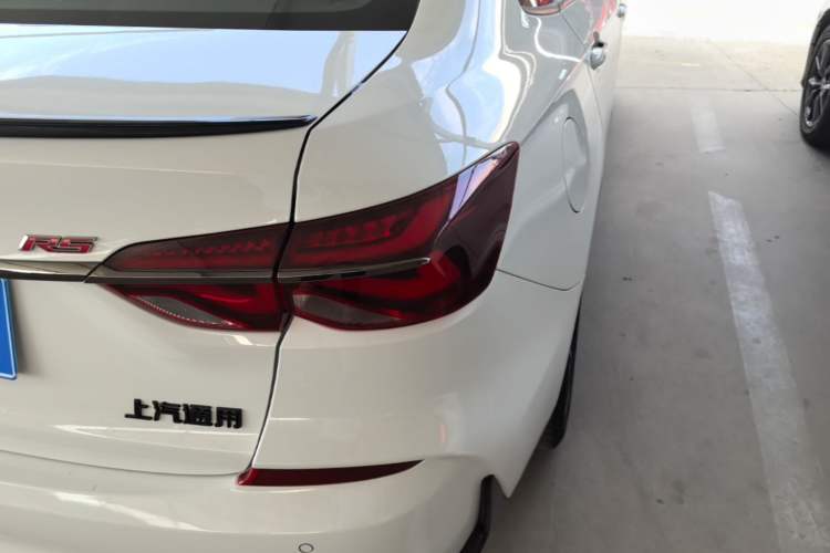 Used Chevrolet Monza 2020 Light Hybrid RS 330T Automatic Comfort Edition Right Rear Taillight