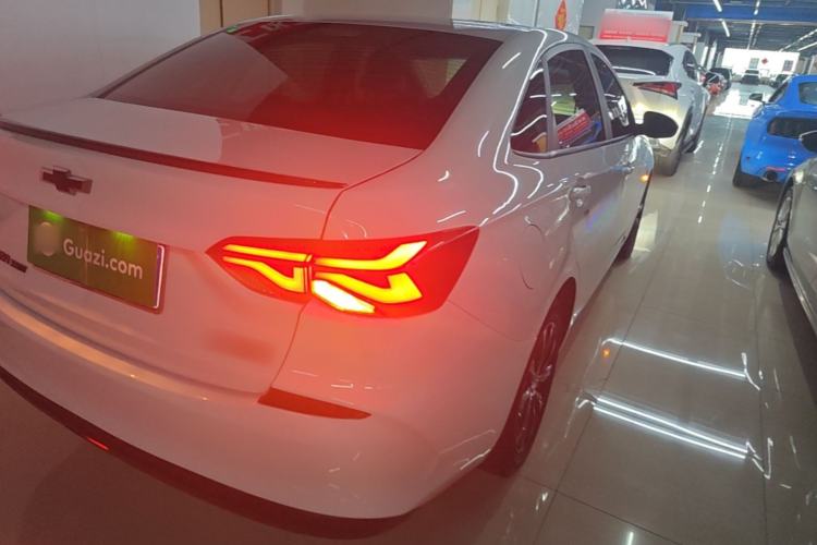 Used Chevrolet Monza 2020 Light Hybrid Redline 320T Dual-Clutch Joyful Edition Right Rear Taillight