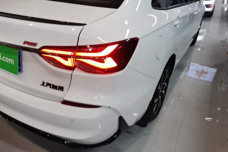 Used Chevrolet Monza 2020 Light Hybrid RS 330T Automatic Comfort Edition Right Rear Taillight