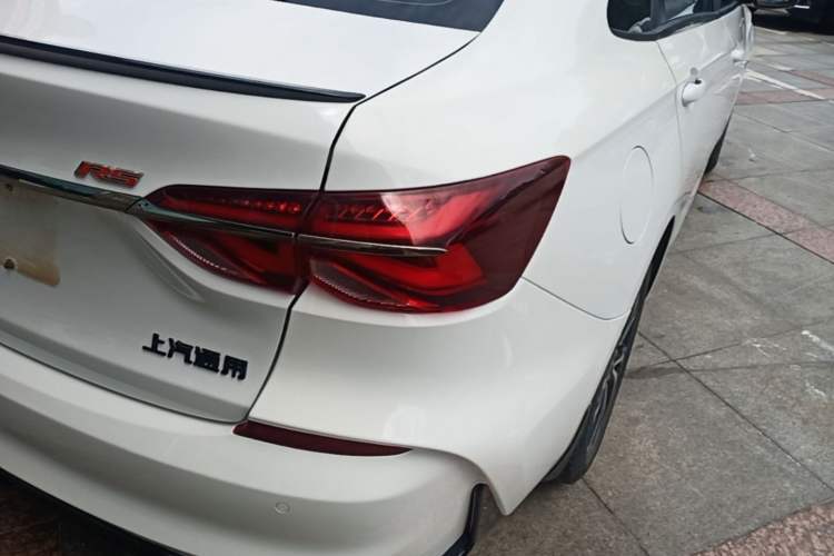 Used Chevrolet Monza 2020 Light Hybrid RS 330T Automatic Comfort Edition Right Rear Taillight
