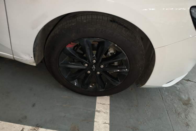 Used Chevrolet Monza 2020 Light Hybrid Redline 320T Dual-Clutch Thrilling Edition Right Rear Wheel Hub