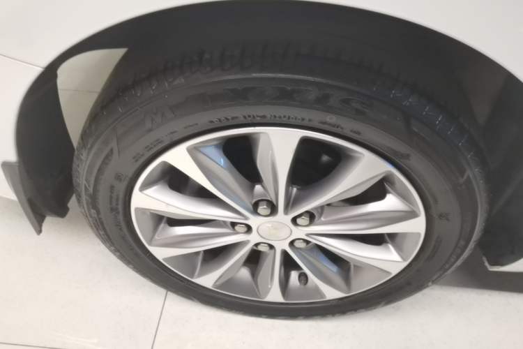 Used Chevrolet Monza 2020 320 Automatic Enjoyment Edition Right Rear Wheel Hub