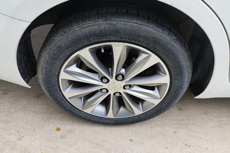 Used Chevrolet Monza 2020 320 Automatic Enjoyment Edition Right Rear Wheel Hub