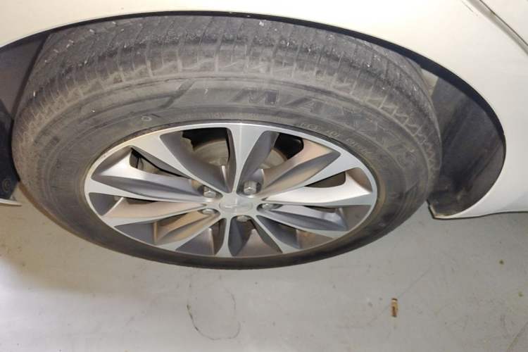 Used Chevrolet Monza 2020 320 Automatic Enjoyment Edition Right Rear Wheel Hub