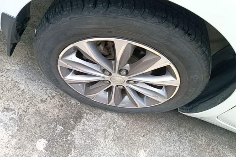Used Chevrolet Monza 2020 320 Automatic Enjoyment Edition Right Rear Wheel Hub