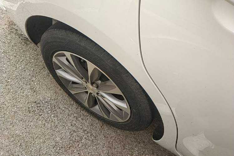 Used Chevrolet Monza 2020 320 Automatic Enjoyment Edition Right Rear Wheel Hub