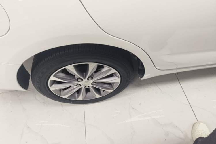 Used Chevrolet Monza 2020 320 Automatic Enjoyment Edition Right Rear Wheel Hub