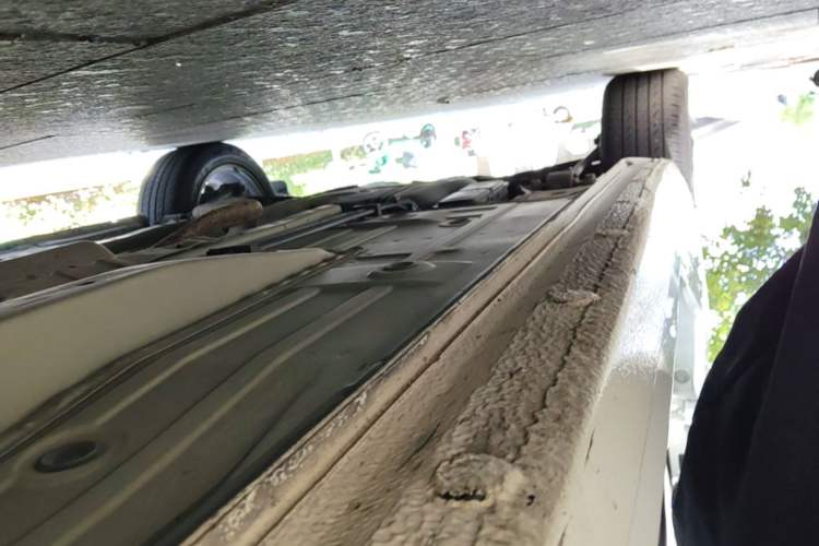 Used Chevrolet Monza 2020 320 Automatic Enjoyment Edition Right Side Sill