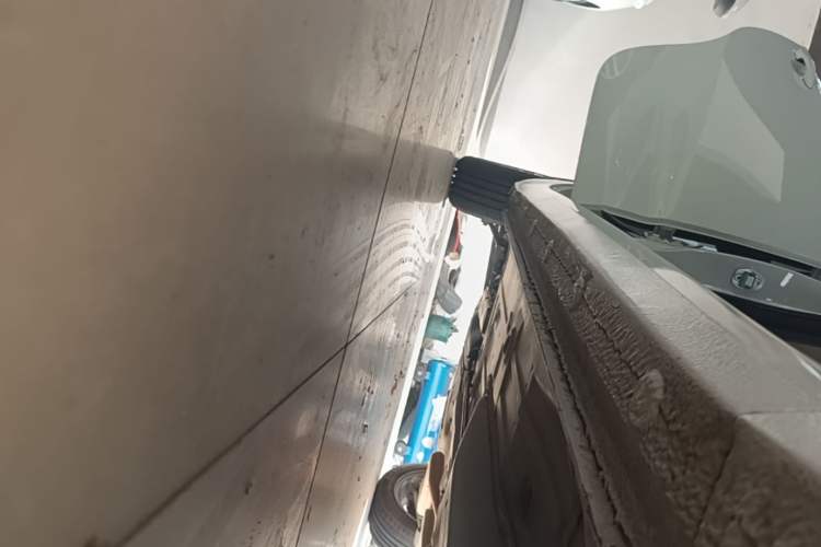 Used Chevrolet Monza 2020 320 Automatic Enjoyment Edition Right Side Sill