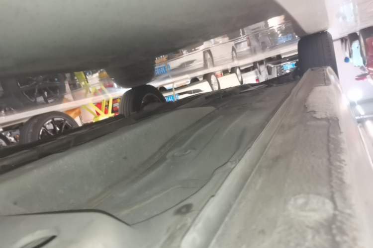 Used Chevrolet Monza 2020 320 Automatic Enjoyment Edition Right Side Sill