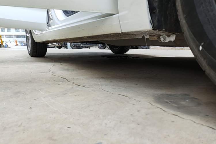 Used Chevrolet Monza 2020 320 Automatic Enjoyment Edition Right Side Sill