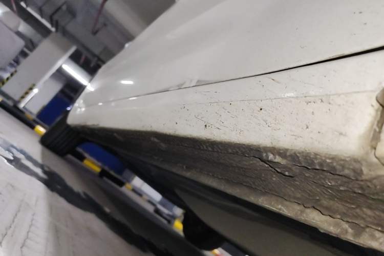 Used Chevrolet Monza 2020 Light Hybrid RS 330T Automatic Comfort Edition Right Side Sill