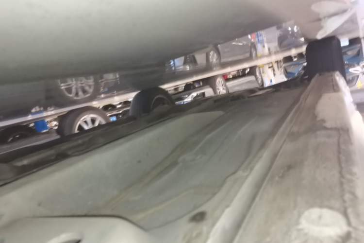 Used Chevrolet Monza 2020 320 Automatic Enjoyment Edition Right Side Sill