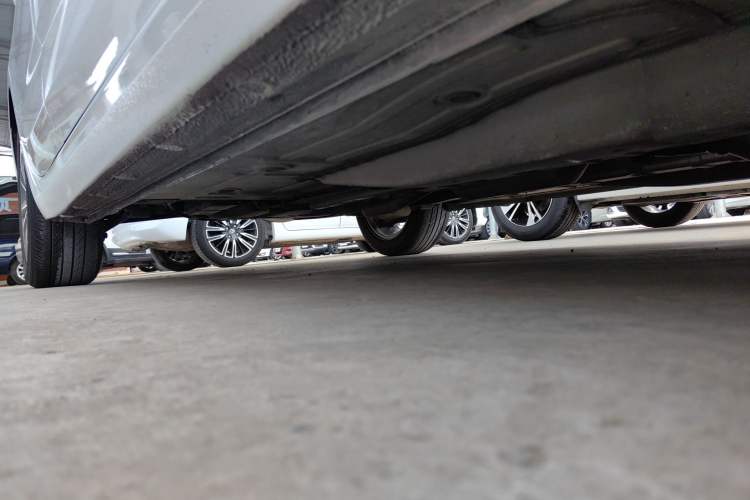 Used Chevrolet Monza 2020 320 Automatic Enjoyment Edition Right Side Sill