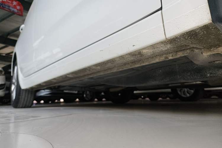 Used Chevrolet Monza 2020 320 Automatic Enjoyment Edition Right Side Sill