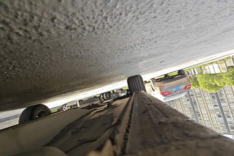 Used Chevrolet Monza 2020 Light Hybrid Redline 320T Dual-Clutch Joyful Edition Right Side Sill