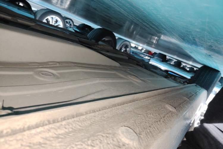 Used Chevrolet Monza 2020 320 Automatic Enjoyment Edition Right Side Sill